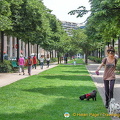 Allée Vivaldi, a nice green space